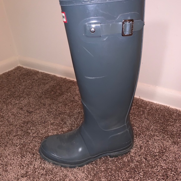 Hunter glossy boots size 7M - Picture 2 of 3